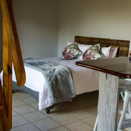 Ezemvelo Nature Reserve Hotel Vaalplaas Buitenkant foto